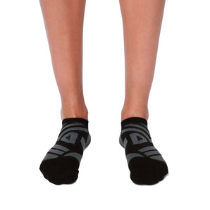 Low Sock (Womens) - Black/Shadow - RunActive
